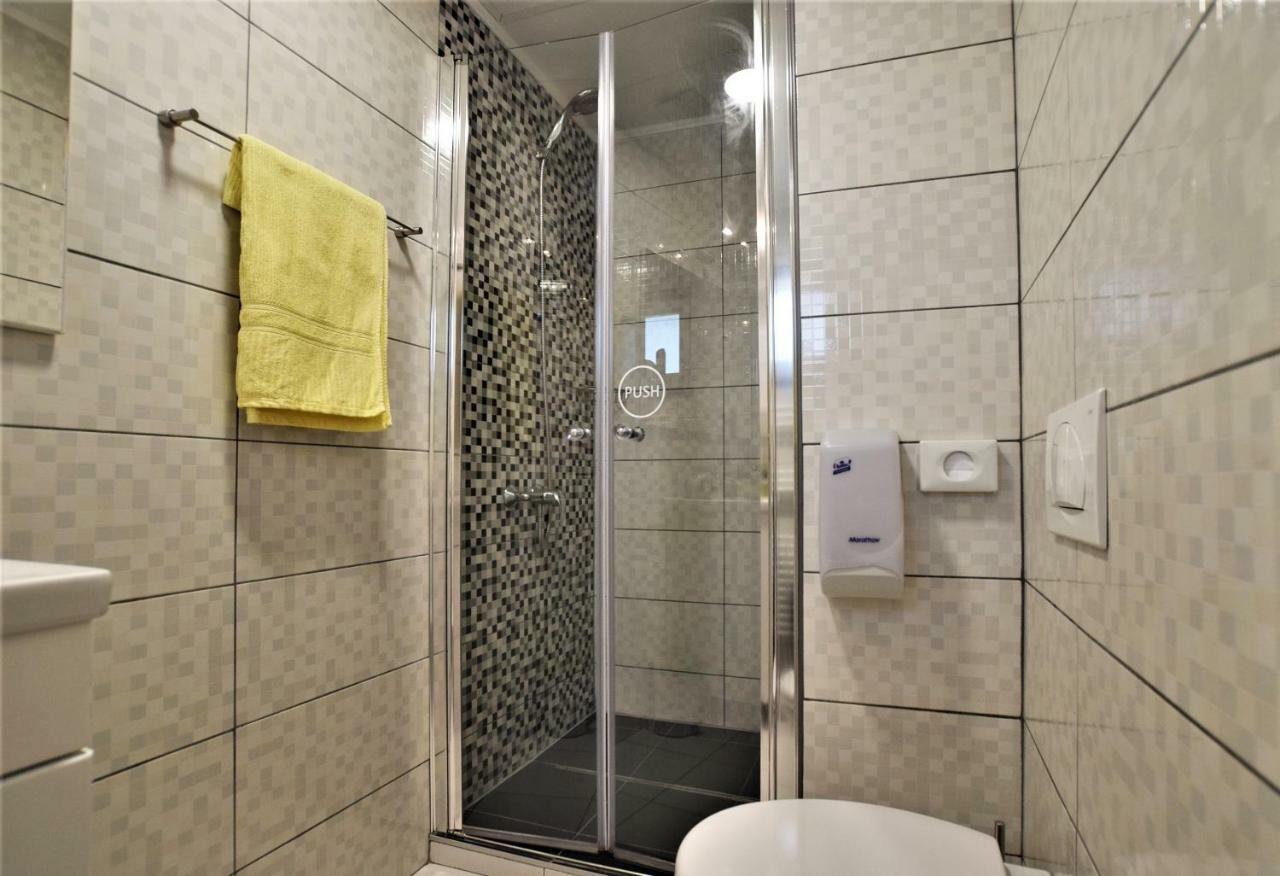 Apartment Gacka Otočac Exteriör bild